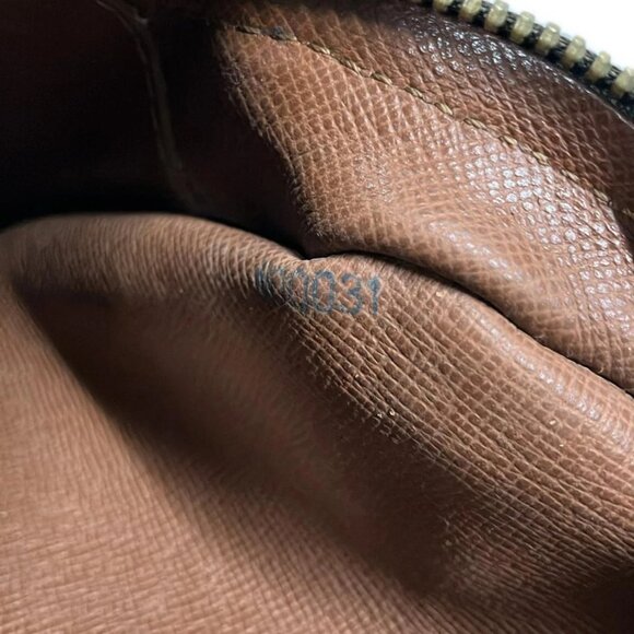 Auth LOUIS VUITTON Blois M51221 Monogram - NO0031 Shoulder Bag Monogram Canvas - Picture 10 of 15